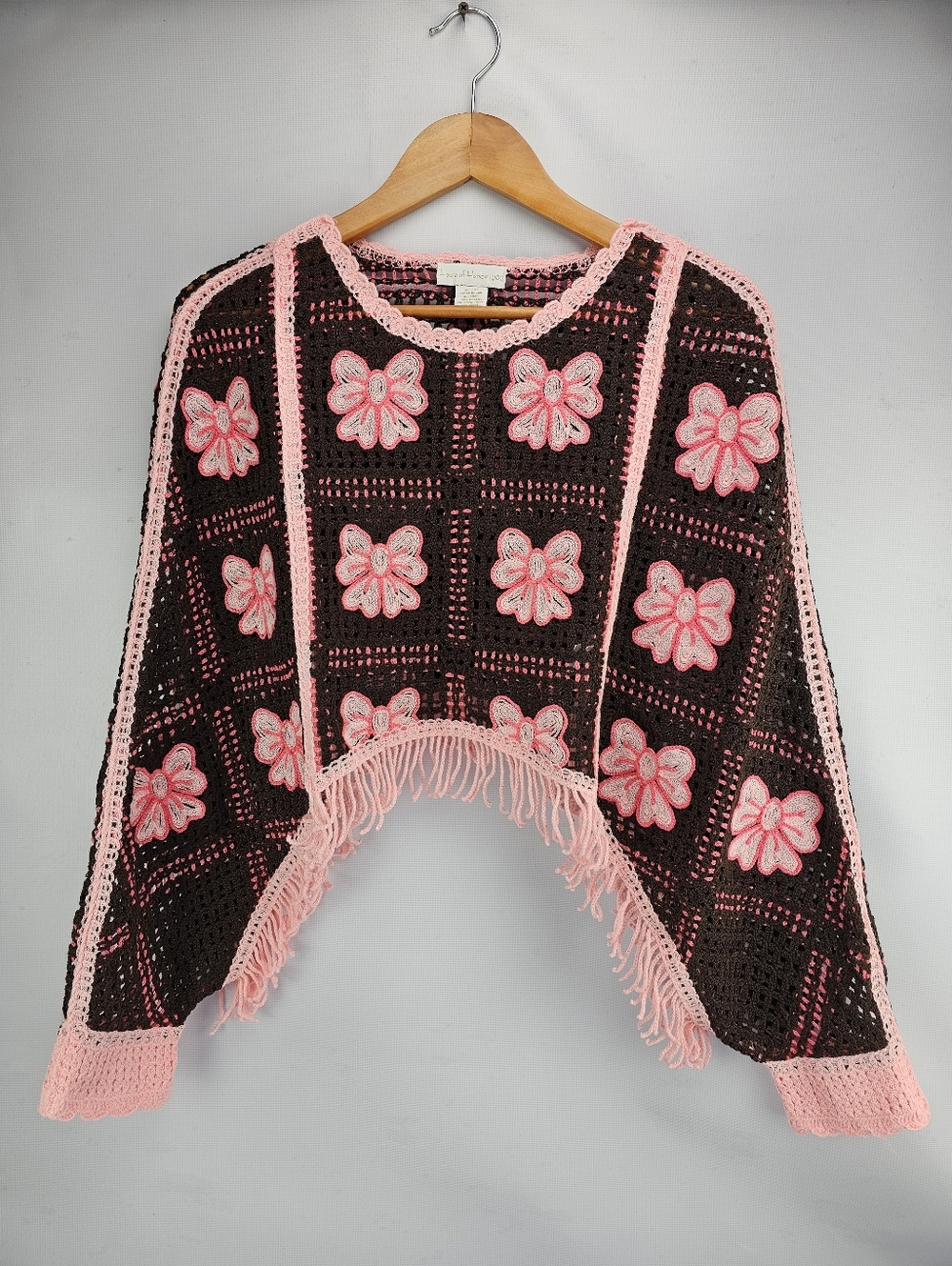 House of Harlow 1960 Crochet Bow Fringe Crop Top Poncho Pink Brown One Size